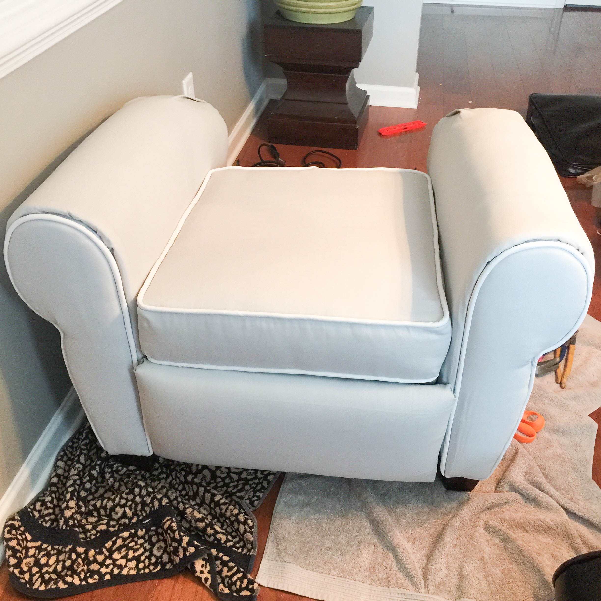 Unbiased Review: Leather Pottery Barn Recliner 2 Years Later - Bless'er  House
